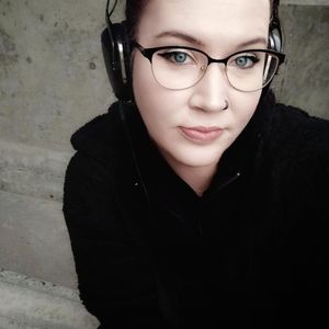 Meet your Posher, Deanna